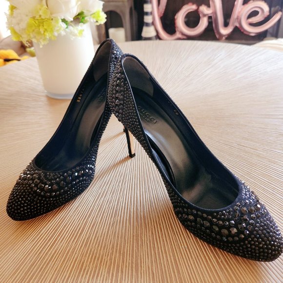 Gucci Pump with Crystal - Picture 2 of 5